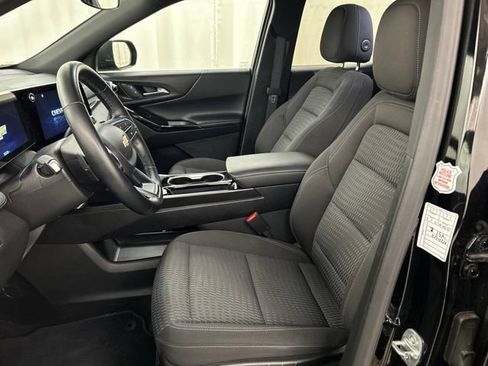 Used 2025 Chevrolet Equinox LT AWD/4WD image 6