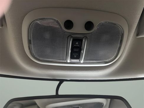 Used 2016 Jeep Patriot 75th Anniversary w/ Power Value Group image 25