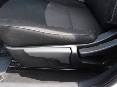 Used 2024 Nissan Sentra SV FWD image 41