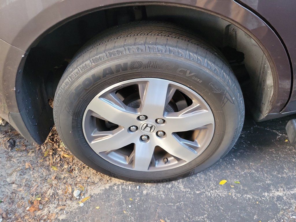 Used 2014 Honda Pilot Touring image 11