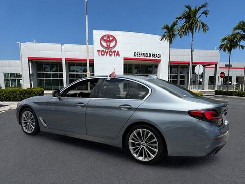 Used 2021 BMW 530i w/ Convenience Package RWD image 5