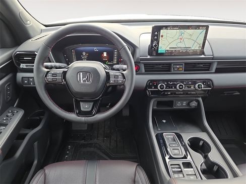 New 2025 Honda Pilot Black Edition image 10