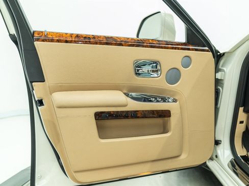 Used 2013 Rolls-Royce Ghost image 80