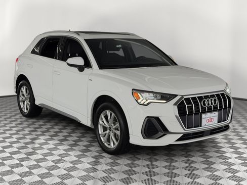 Used 2024 Audi Q3 2.0T Premium AWD/4WD image 7