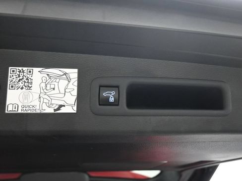 Used 2021 Toyota Sienna XSE FWD image 57