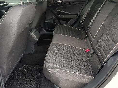 Used 2022 Volkswagen Jetta Sport image 6