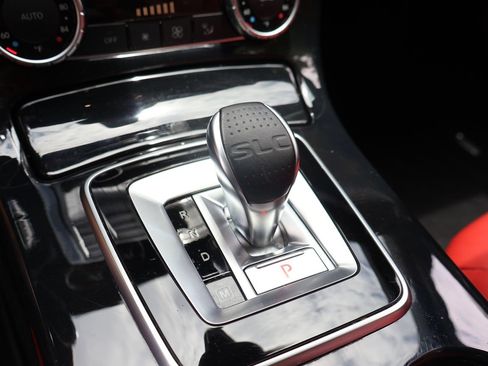 Used 2020 Mercedes-Benz SLC 300 image 13