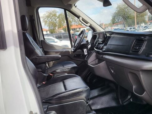 Used 2024 Ford Transit 250 148 High Roof Extended image 19