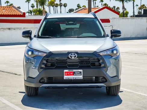 Used 2026 Toyota Corolla Cross LE FWD image 4