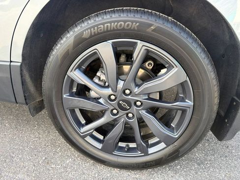 Used 2024 Chevrolet Equinox RS FWD image 7