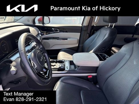 Used 2023 Kia Carnival SX Prestige FWD image 29