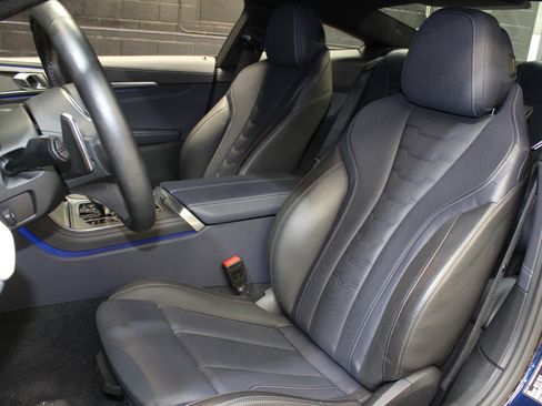 Used 2023 BMW 840i Coupe image 28