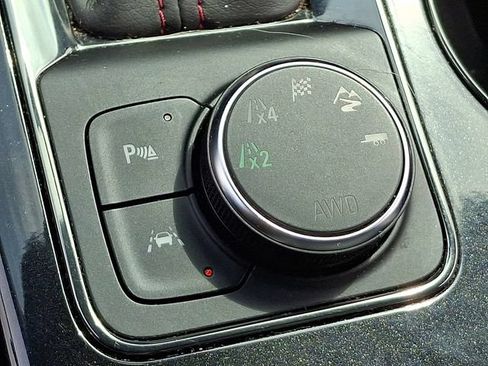 Used 2024 Chevrolet Blazer RS AWD/4WD image 17