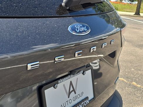 Used 2020 Ford Escape SEL AWD/4WD image 33