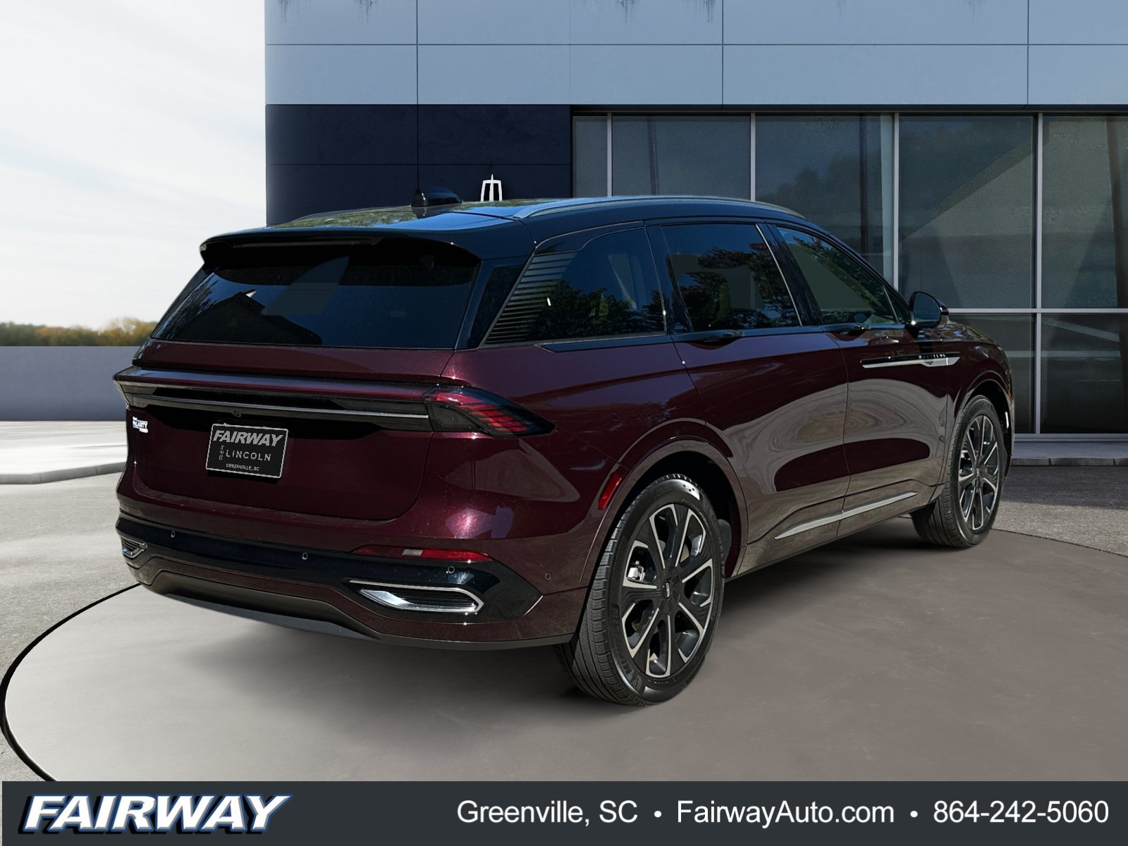 Used 2024 Lincoln Nautilus Reserve w/ Equipment Group 203A AWD/4WD image 7