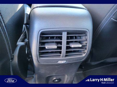 New 2024 Ford Escape SE w/ PHEV Premium Package image 22