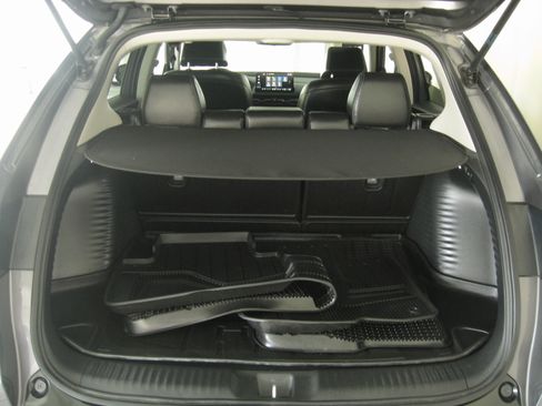 Used 2023 Honda HR-V EX-L image 21