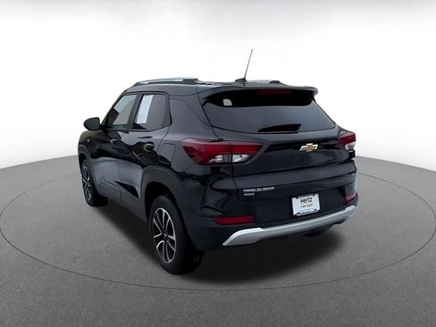 Used 2025 Chevrolet TrailBlazer LT image 11