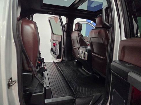 Used 2017 Ford F250 Platinum w/ Platinum Ultimate Package image 81