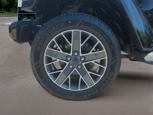 Used 2024 Jeep Wrangler High Altitude AWD/4WD image 10