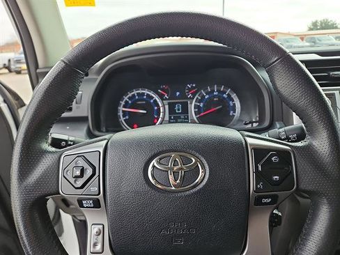 Used 2019 Toyota 4Runner SR5 image 15