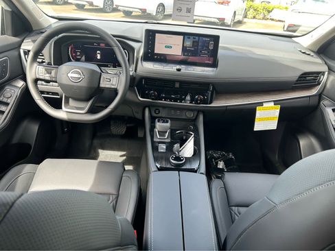 New 2026 Nissan Rogue Platinum AWD/4WD image 10