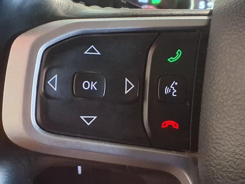 Used 2020 RAM 1500 Big Horn AWD/4WD image 25
