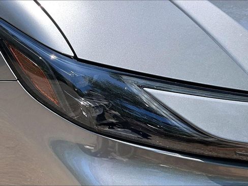 Used 2025 Toyota Camry XSE FWD image 32