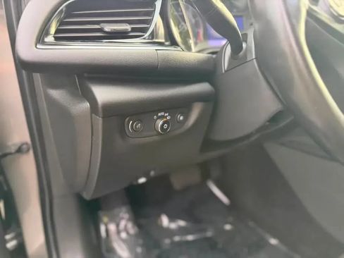 Used 2019 Buick Regal Essence w/ Driver Confidence Package I AWD/4WD image 16