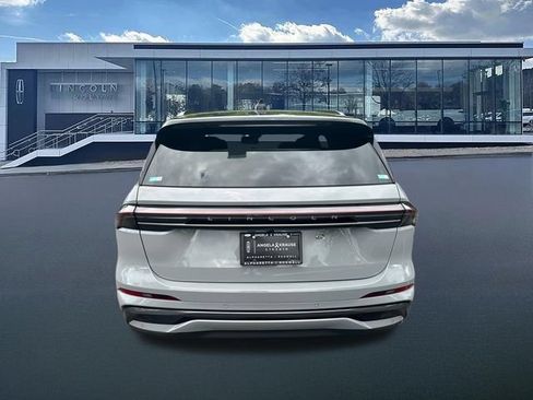 New 2026 Lincoln Nautilus Reserve w/ Jet Appearance Package AWD/4WD image 6