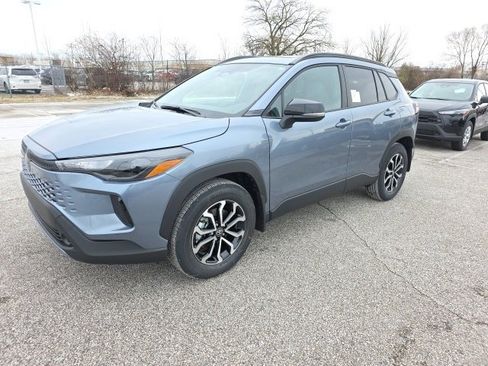 New 2026 Toyota Corolla Cross SE image 3