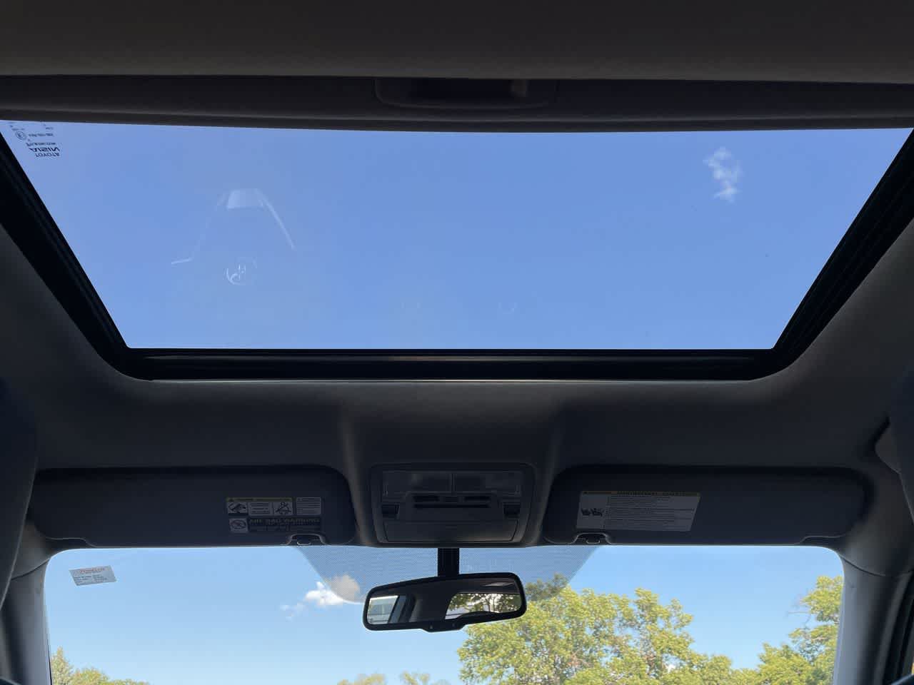 Used 2015 Toyota Highlander XLE AWD/4WD image 22