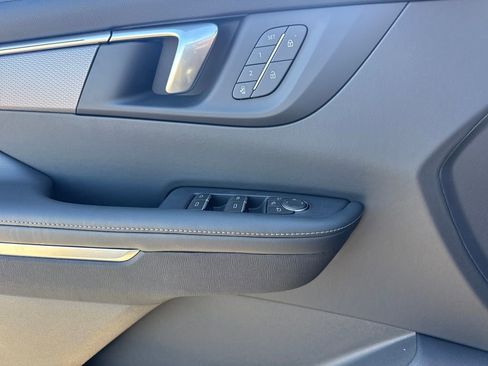 New 2026 Buick Enclave Sport Touring w/ Power Package image 17