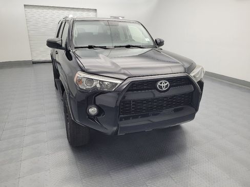 Used 2018 Toyota 4Runner SR5 AWD/4WD image 14