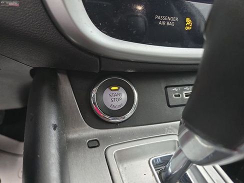 Used 2022 Nissan Murano SV image 36