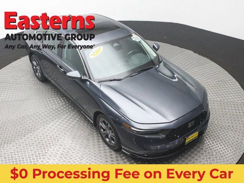Used 2024 Honda Accord EX-L image 3