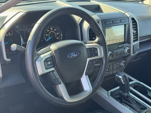 Used 2017 Ford F150 Lariat w/ Equipment Group 502A Luxury image 16