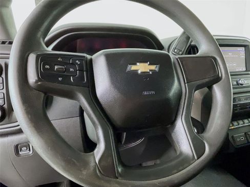 Used 2023 Chevrolet Silverado 1500 Custom image 13