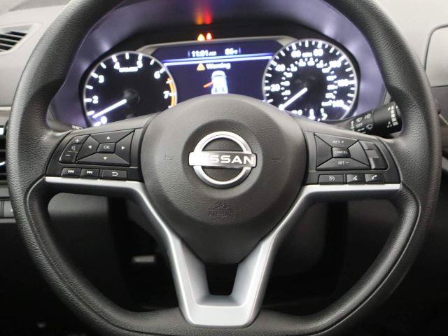 Used 2025 Nissan Altima 2.5 SV FWD image 18