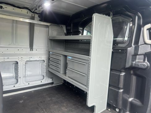 Used 2022 Ford Transit 250 Low Roof RWD image 14