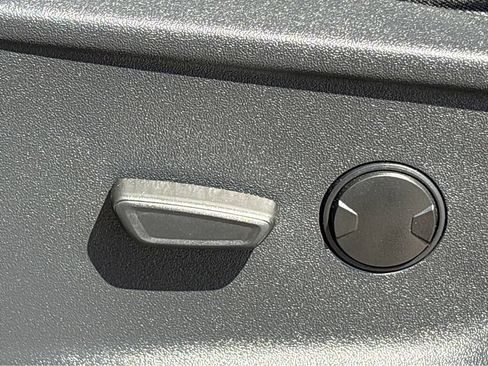 Used 2023 Ford F150 XLT AWD/4WD image 16