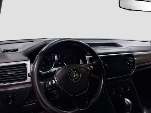 Used 2018 Volkswagen Atlas SEL FWD image 10