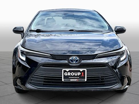 Used 2024 Toyota Corolla LE image 4