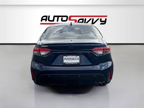 Used 2024 Toyota Corolla SE image 6