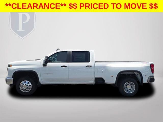 New 2026 Chevrolet Silverado 3500 W/T AWD/4WD image 10