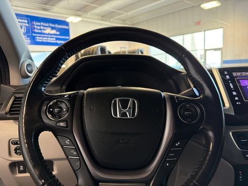 Used 2019 Honda Ridgeline RTL-T image 19