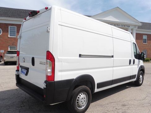 Used 2025 RAM ProMaster 2500 w/ Convenience Group FWD image 23