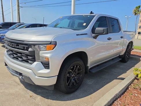 Used 2022 Chevrolet Silverado 1500 Custom w/ LPO, Dark Essentials Package AWD/4WD image 3