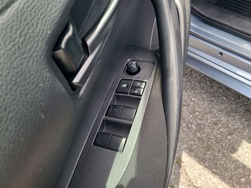 Used 2023 Toyota Corolla LE FWD image 11
