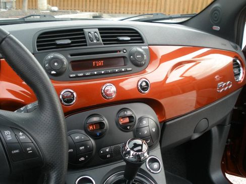 Used 2013 FIAT 500 Sport w/ Beats Audio Pkg image 34